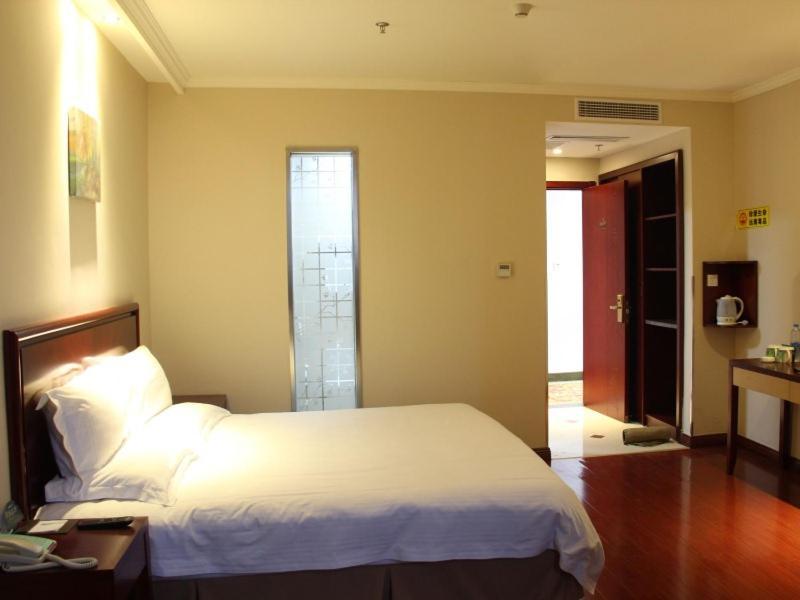 Greentree Inn Jiangsu Changzhou Liyang East Nanhuan Road High Speed Rail Station Business Hotel Exterior foto