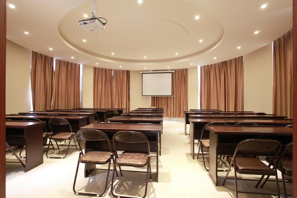 Greentree Inn Jiangsu Changzhou Liyang East Nanhuan Road High Speed Rail Station Business Hotel Exterior foto